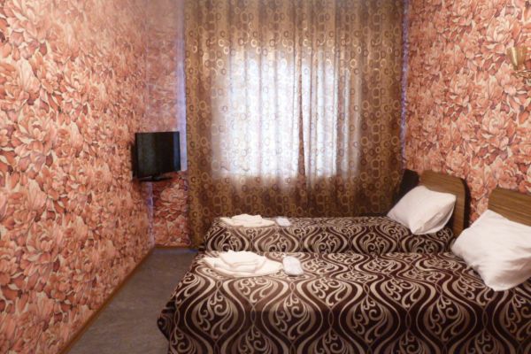 Mayak Hotel (Kemerovo)